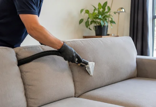 Nettoyage de canapé en profondeur à Floing